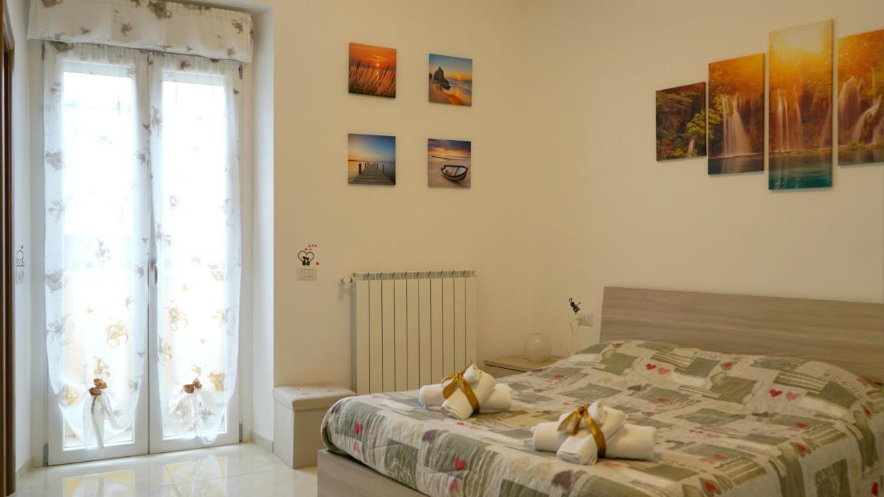 La Lanterna Sul Como Civitavecchia Bagian luar foto